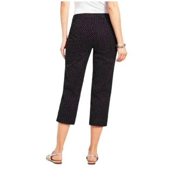 Talbots Perfect Skimmer Pants in Black with White Polka Dots. Size 8 - Picture 2 of 5